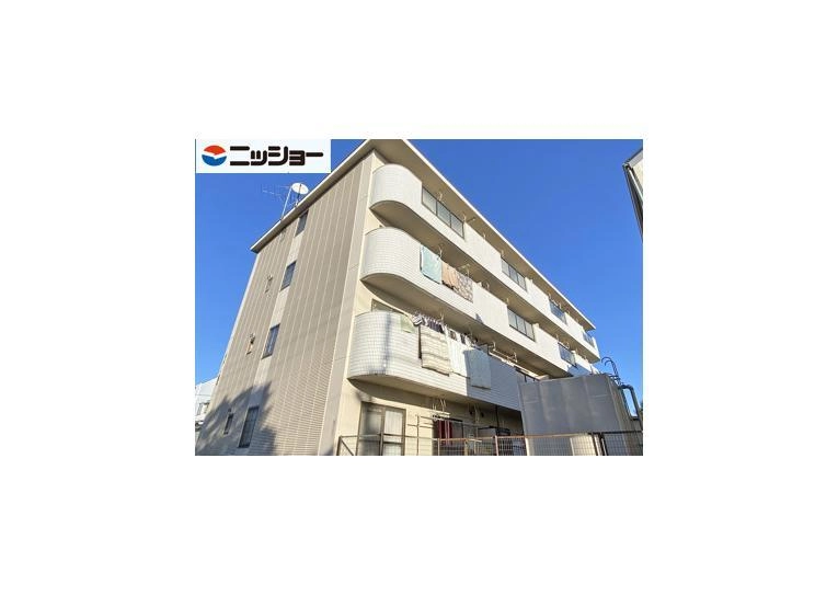 エステート徳重の外観