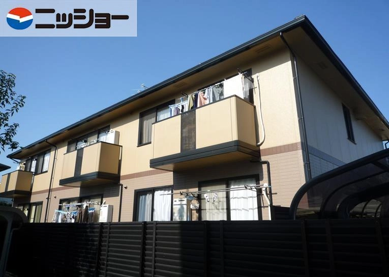 サンピア高根台 C棟の外観