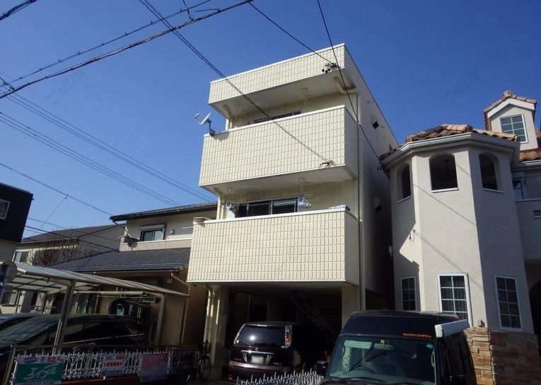 メゾン金森の外観