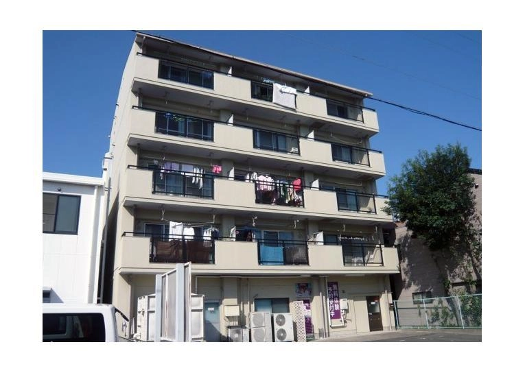 コーポほんじんの外観