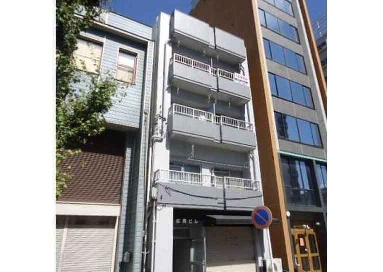 松岡ビルの外観