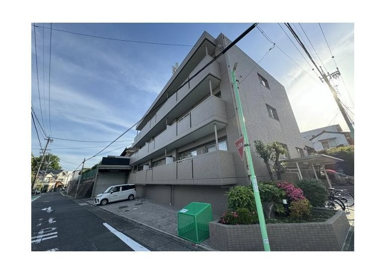 サンシャイントリスの外観