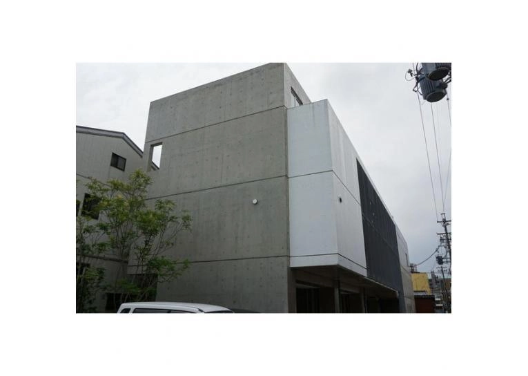 クレイタスパークIVの外観