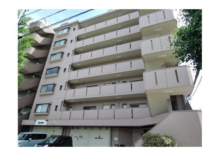 エステート若葉の外観