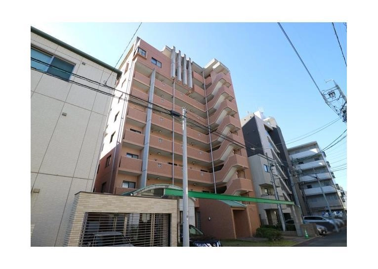 クレアートノムラの外観