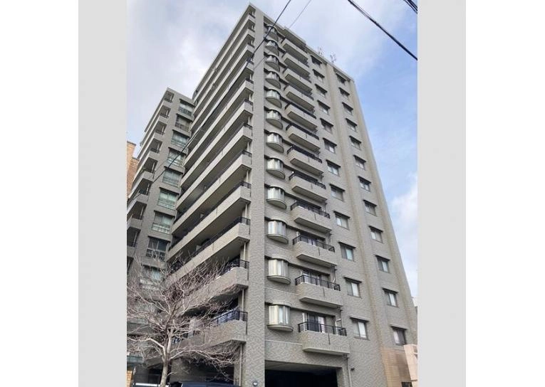 ユニーブル栄イーストの外観