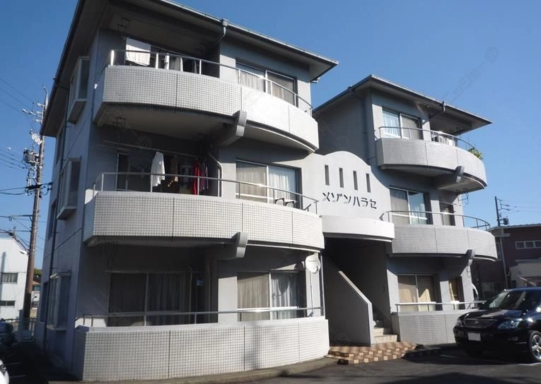 メゾンハラセの外観