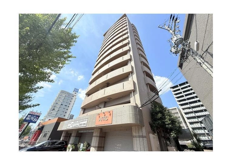 ヒルズ丸和の外観