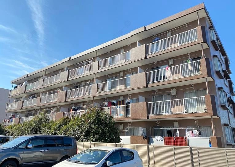 バルミ－稲垣の外観