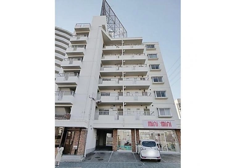 レジデンス栄光の外観