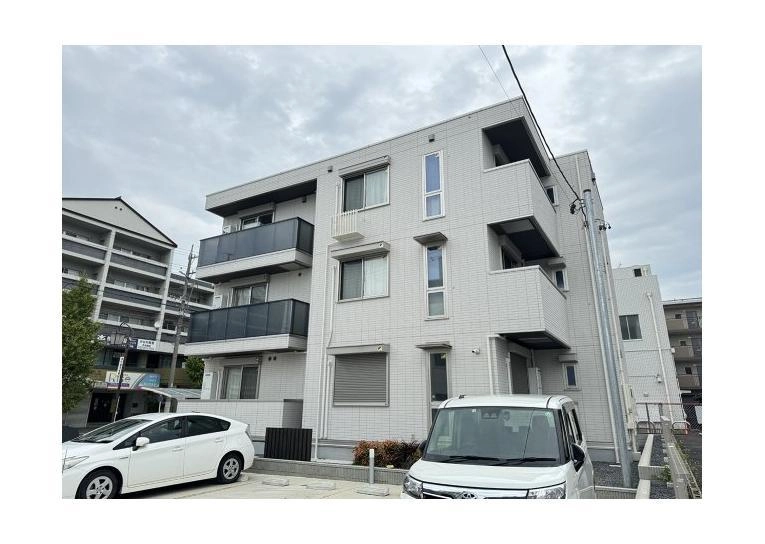 ルミナーレ山の手の外観