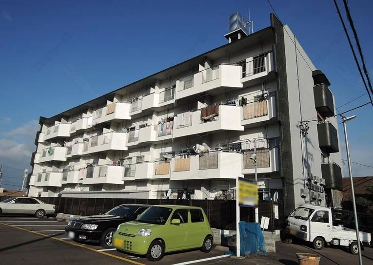 岐南グリーンハイツの外観