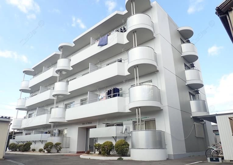 ヴィラ鈴香の外観