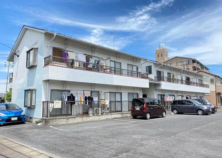 ハイツ早川の外観