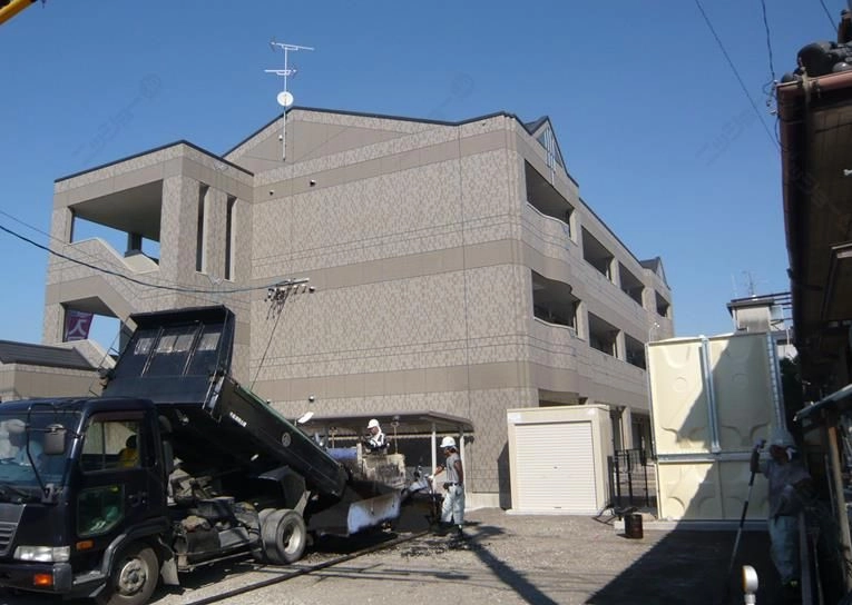 クローバーの外観