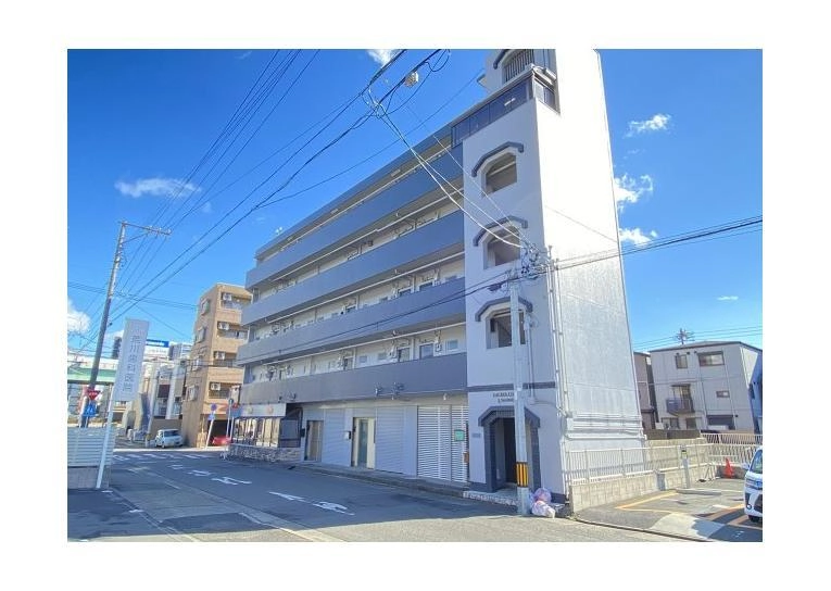 ラクラスコート山王の外観