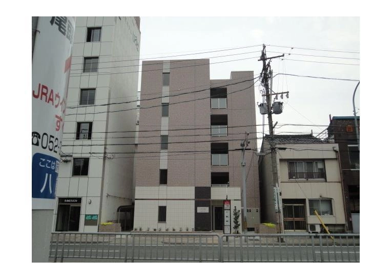 グランフィールの外観