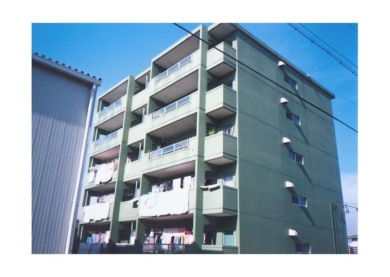 ハイツ島忠の外観