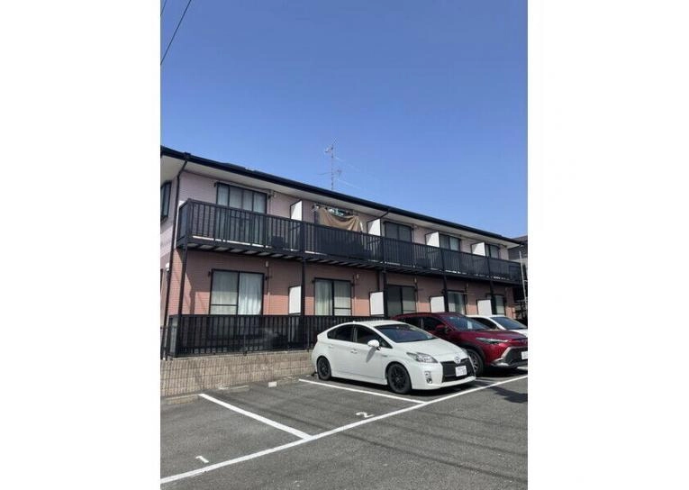 アンプルールブワデルニエの外観