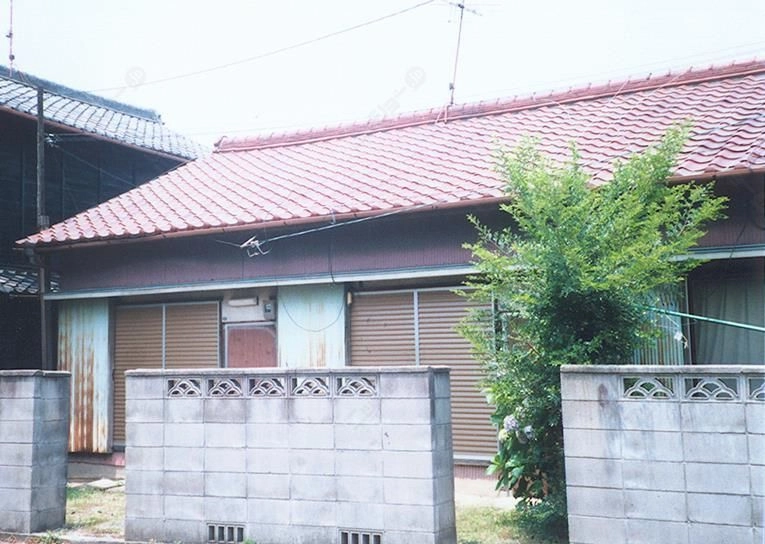 柘植貸家の外観