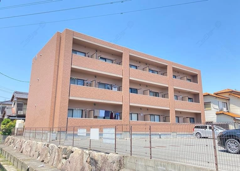 Rah(ラー)の外観