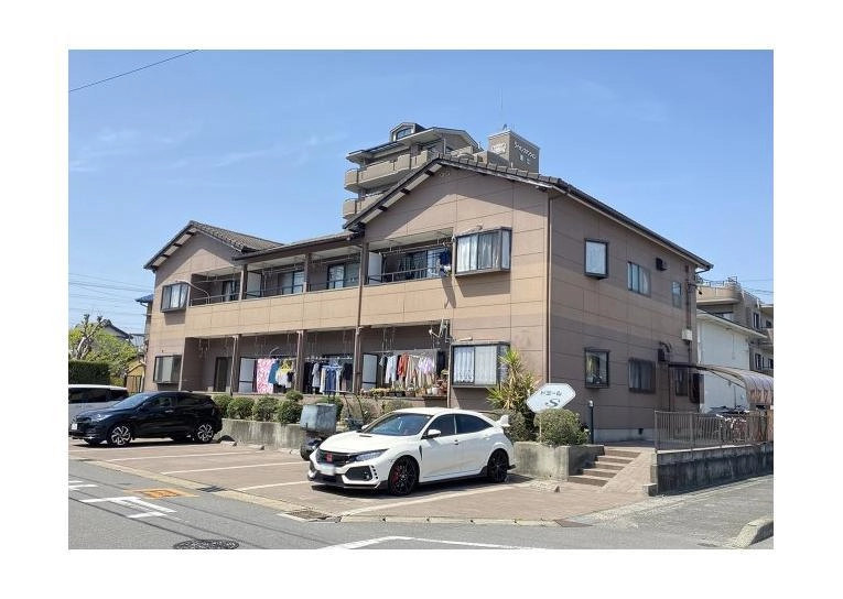 ドミールSの外観