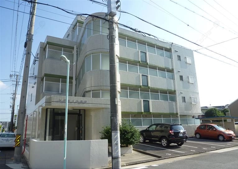 リバーエイト広路の外観