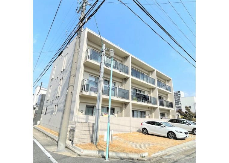 URBAN GREY 2ndの外観