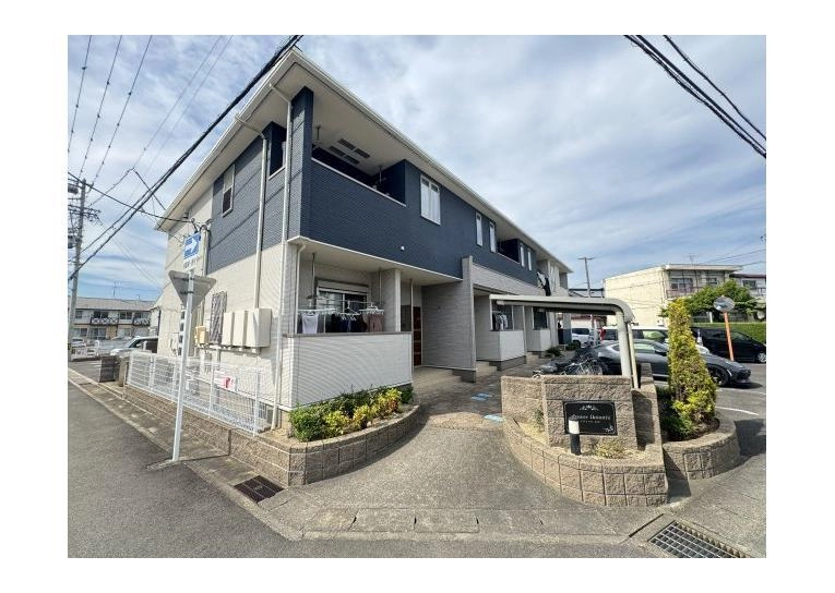 アヴァンセ大日の外観