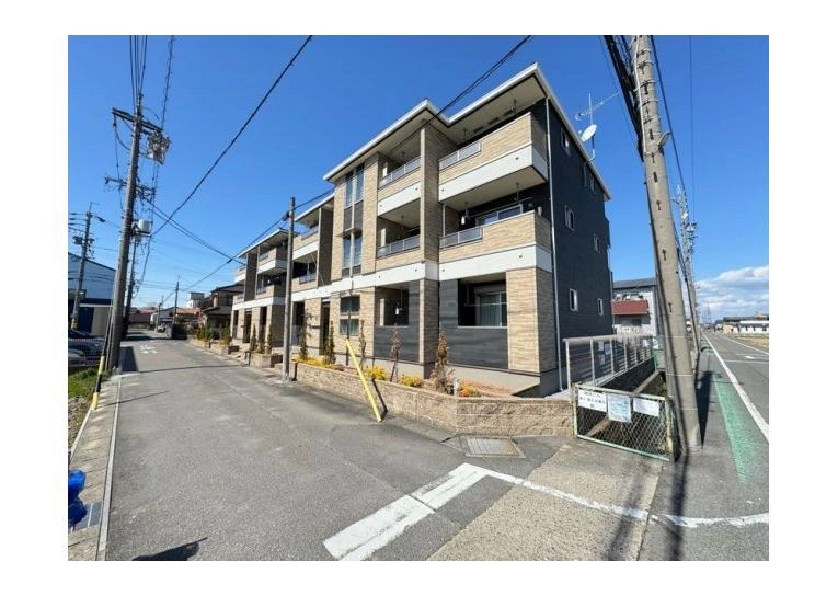 アルカンシェルⅧの外観