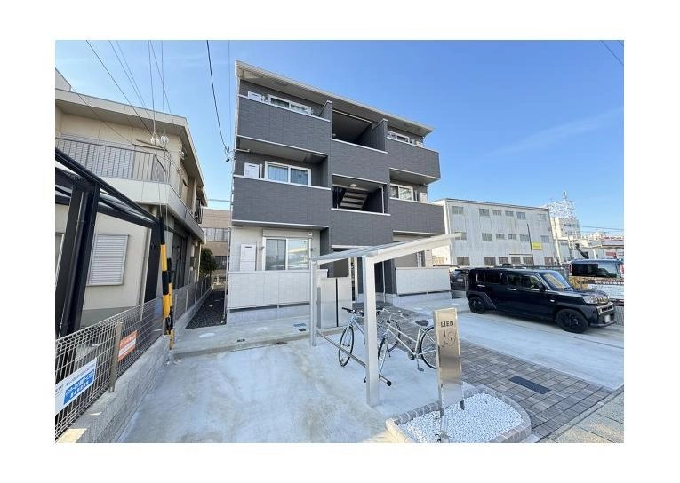 LIEN(リアン)の外  観