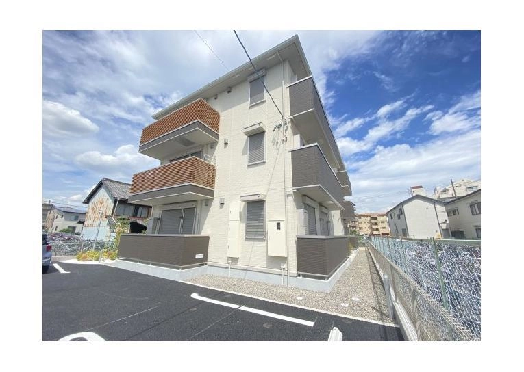 メゾン　フローラの外観