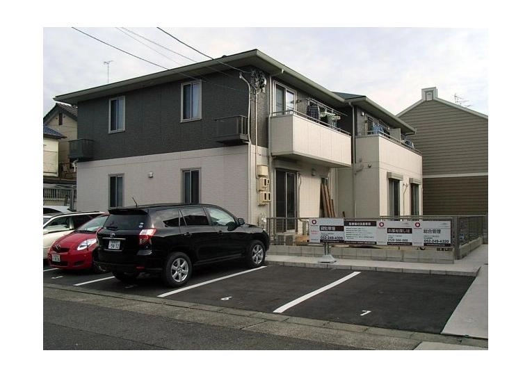 リヴィエール川上の外観