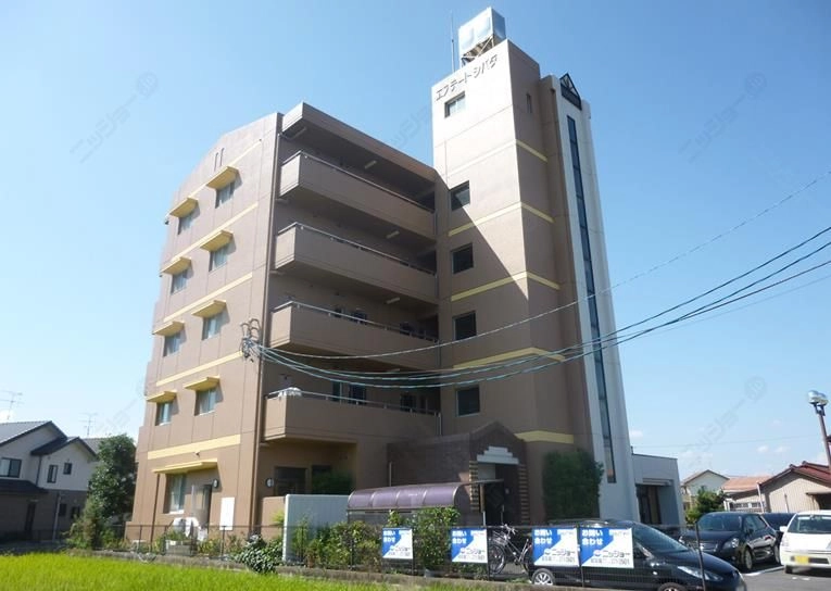 エステートシバタの外観