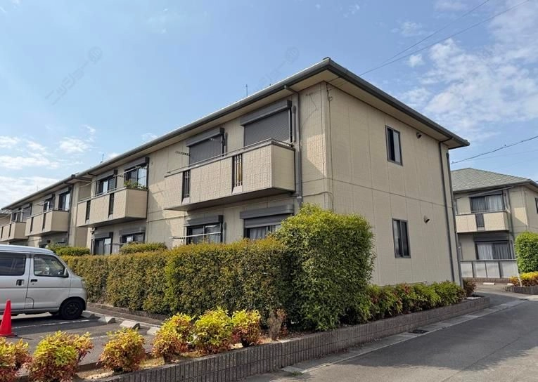 コスモハイツ　Ｆ棟の外観