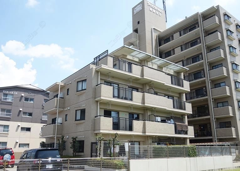 ライオンズマンション岐阜北方 201号の外観