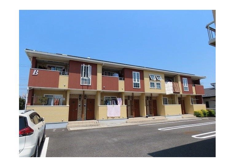 プリートカーサBの外観