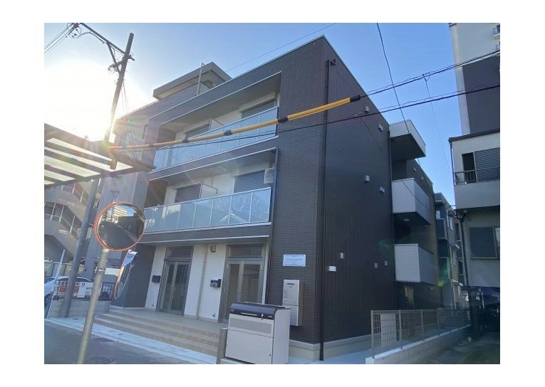 サンシャインヒルズ昭和町の外観