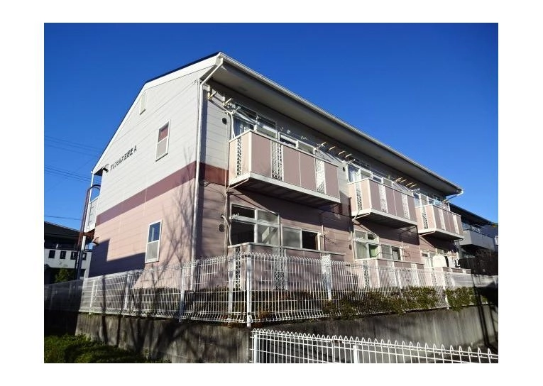 グリンヒルズ三好丘Ａの外観