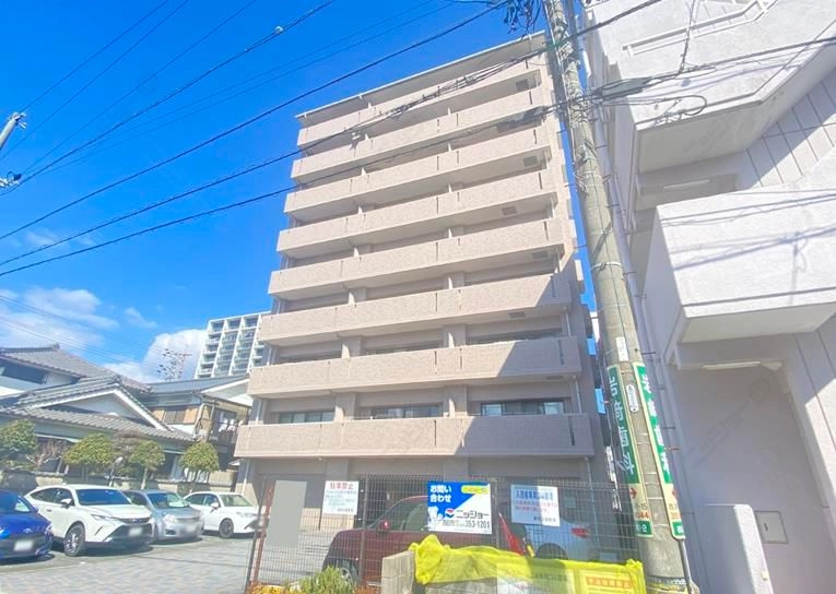 プレステージ西浦の外観