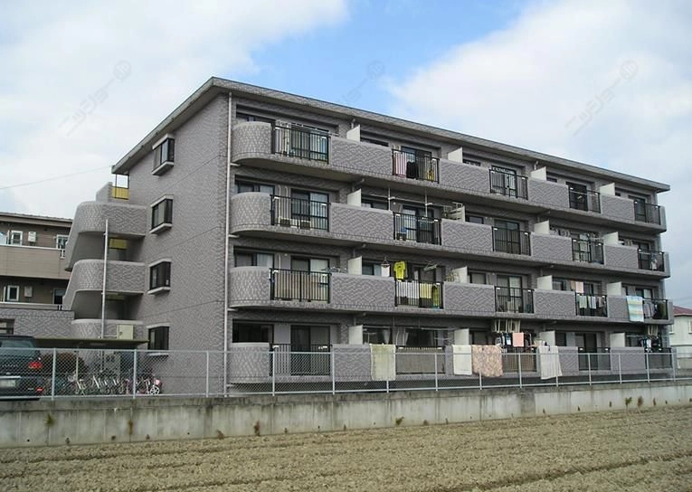 アラモード・２１の外観