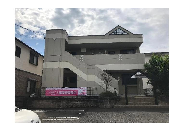 ロータス平井の外観
