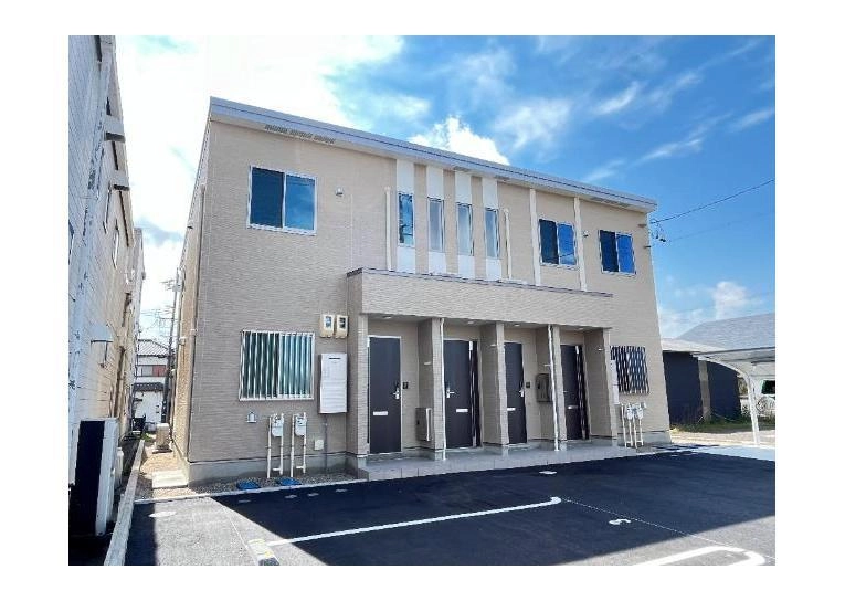 ウエストリバーⅢの外観