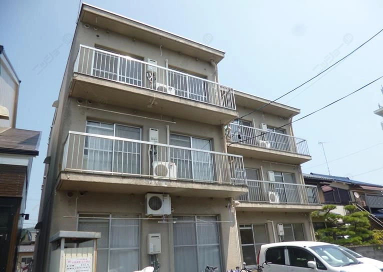 多恵第１ビルの外観