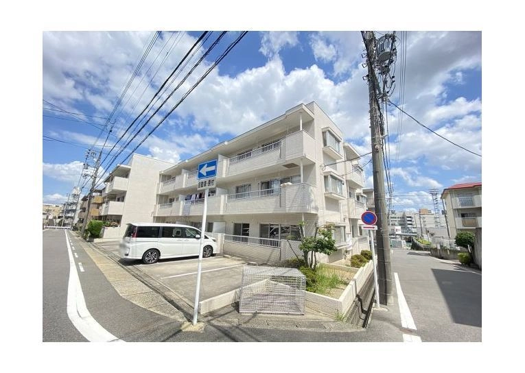 プレステージ社が丘の外観