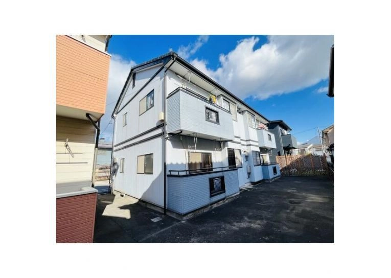 オアシス中央　C棟の外観