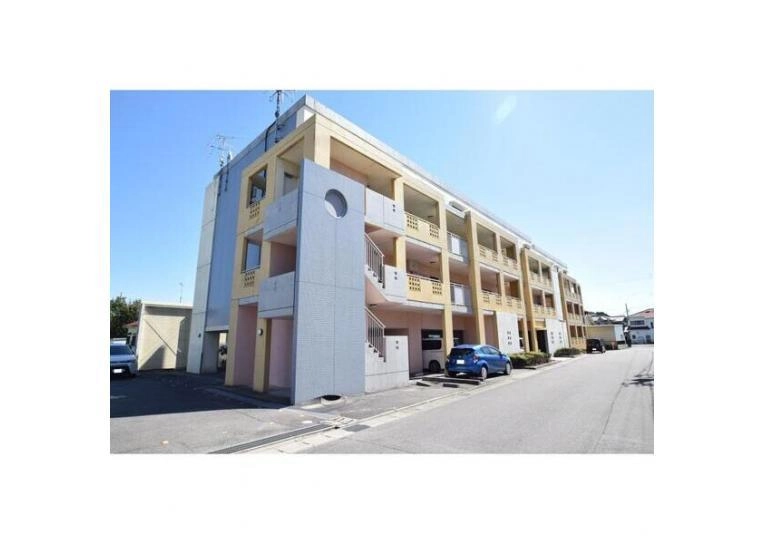 リオラードの外観