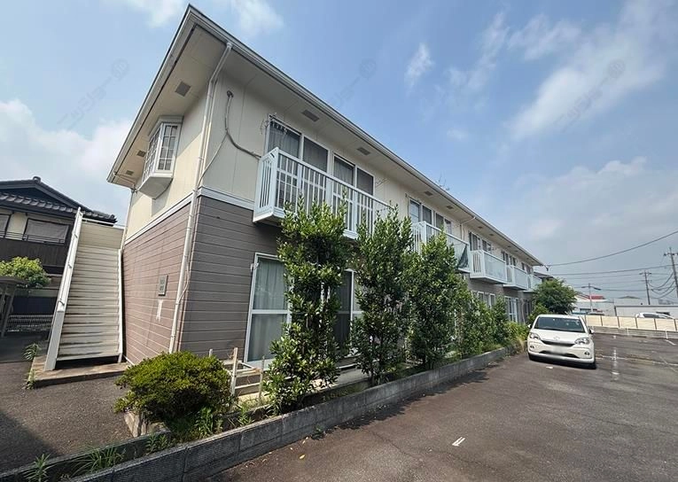 クレセント東栄Ⅱの外観