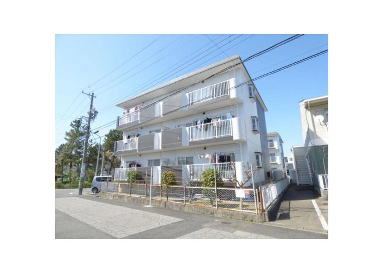 パープルシャトーA棟の外観