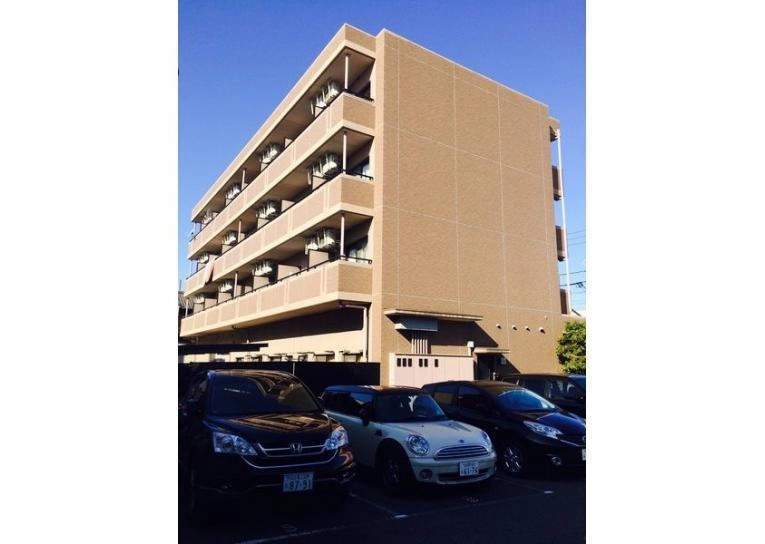 第2コーポ魚半の外観